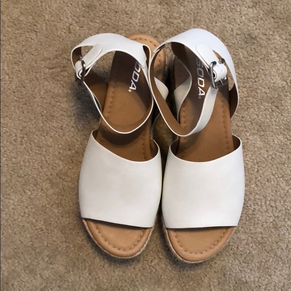 SODA sandals